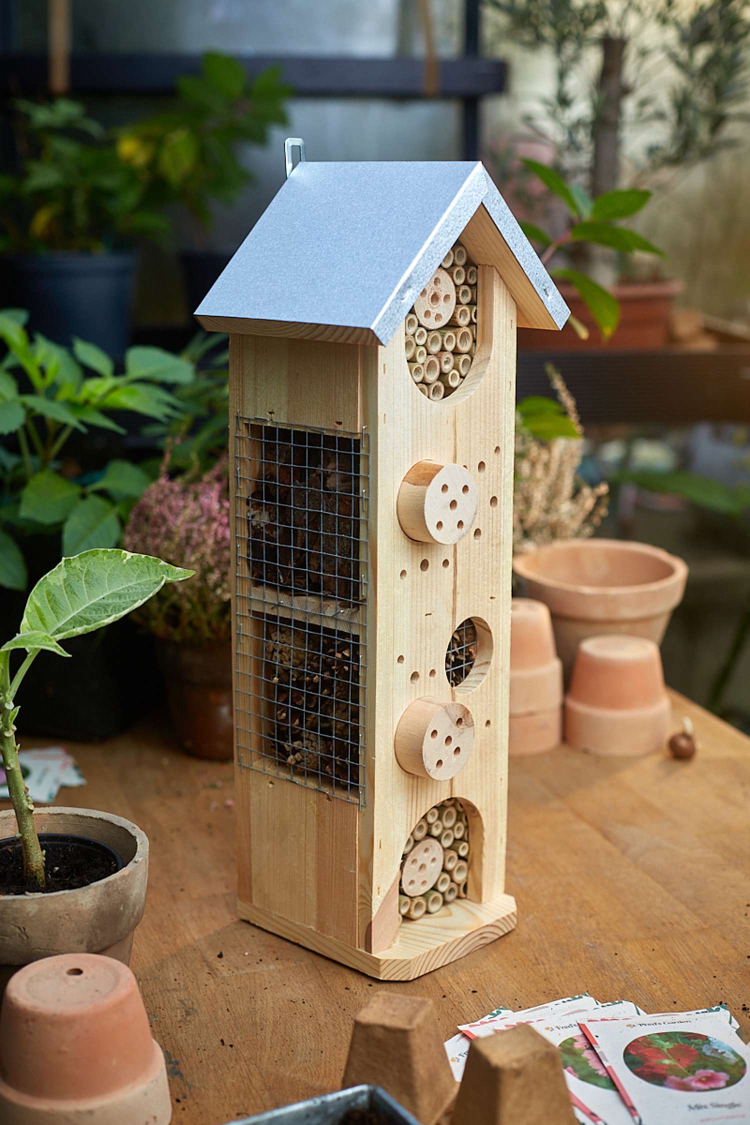 Insekthotel 'Tower'